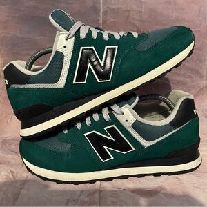 New Balance Green and Gray Sneakers